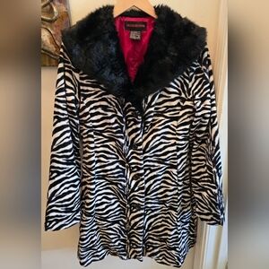 RARE Misdemeanor Zebra Faux Fully Lined Jacket - Coat - VGUC - M